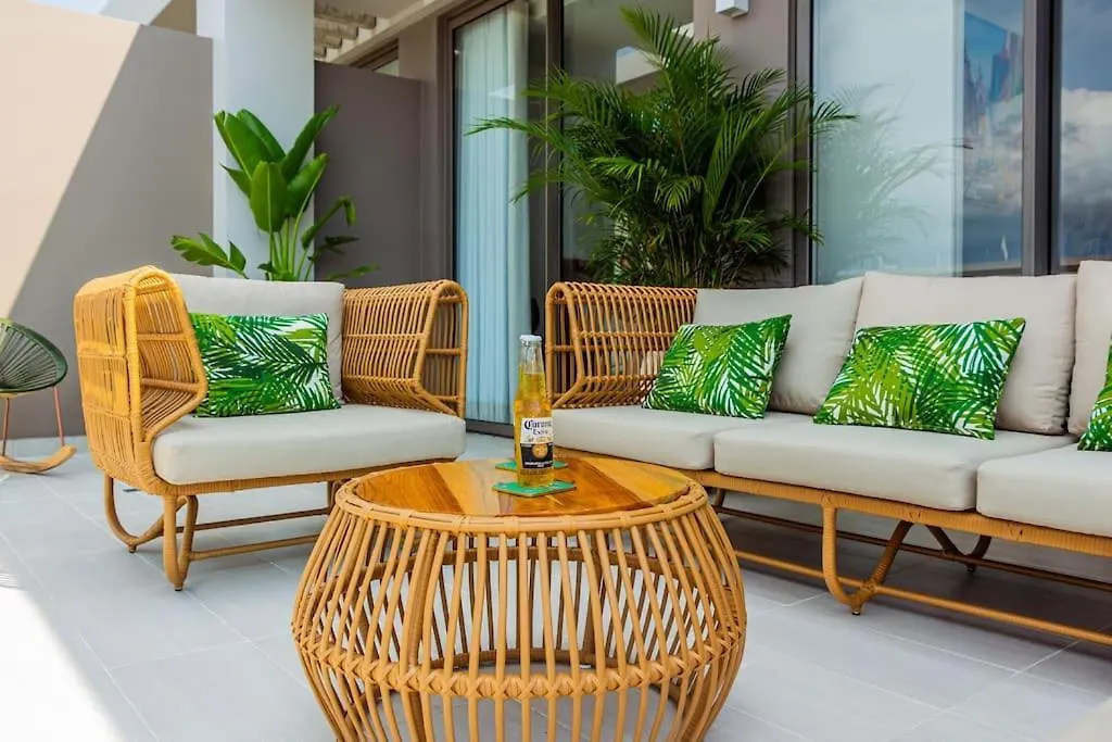 Sea Front Holiday Apartment In Cartagena