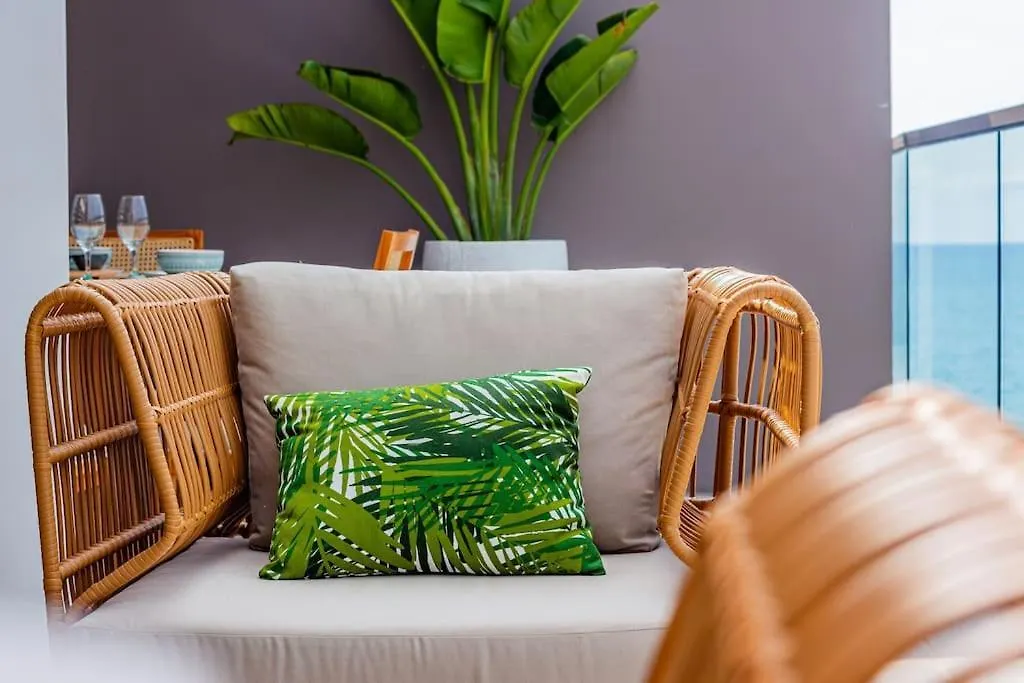 Sea Front Holiday Apartment In Cartagena